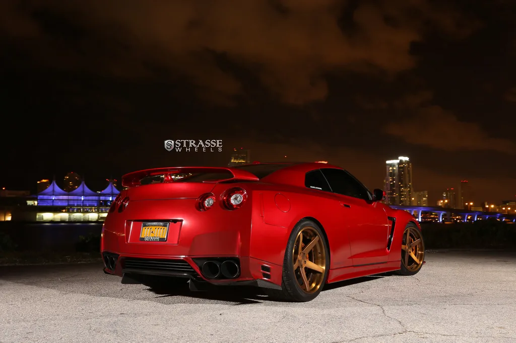 Strasse S5 on Nissan GT-R R35.1, photo 3