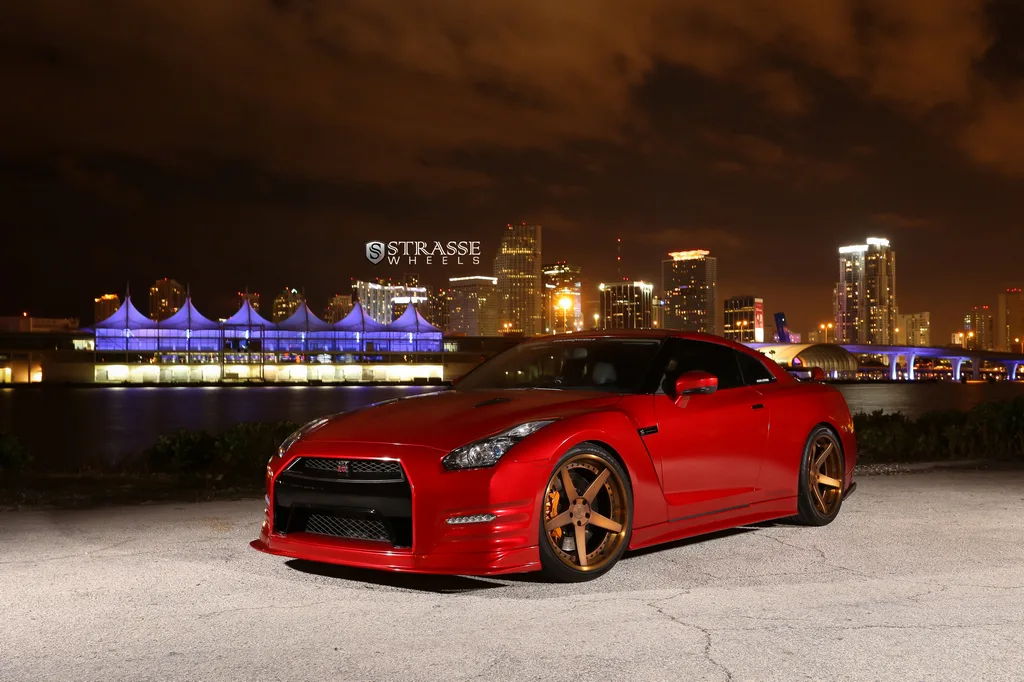 Strasse S5 on Nissan GT-R R35.1, photo 5