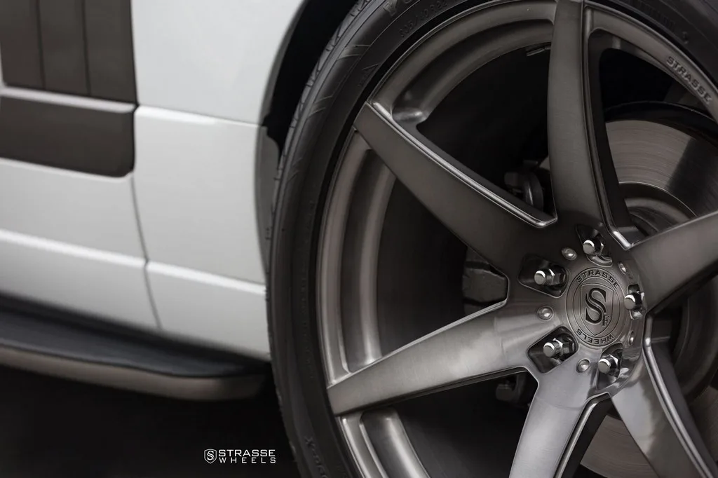 Strasse S6 Deep Concave Monoblock on Land Rover Range Rover L405.1, photo 11