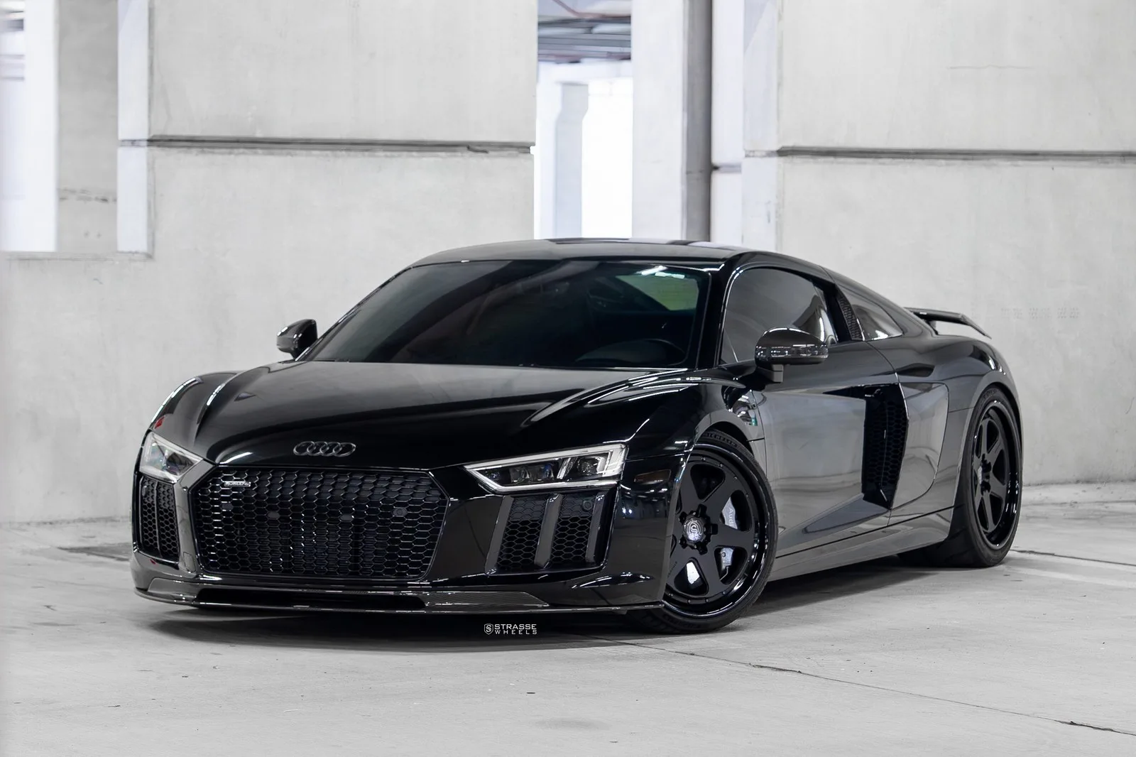 Strasse S6 Track Series on Audi R8 Type 4S.1, photo 6