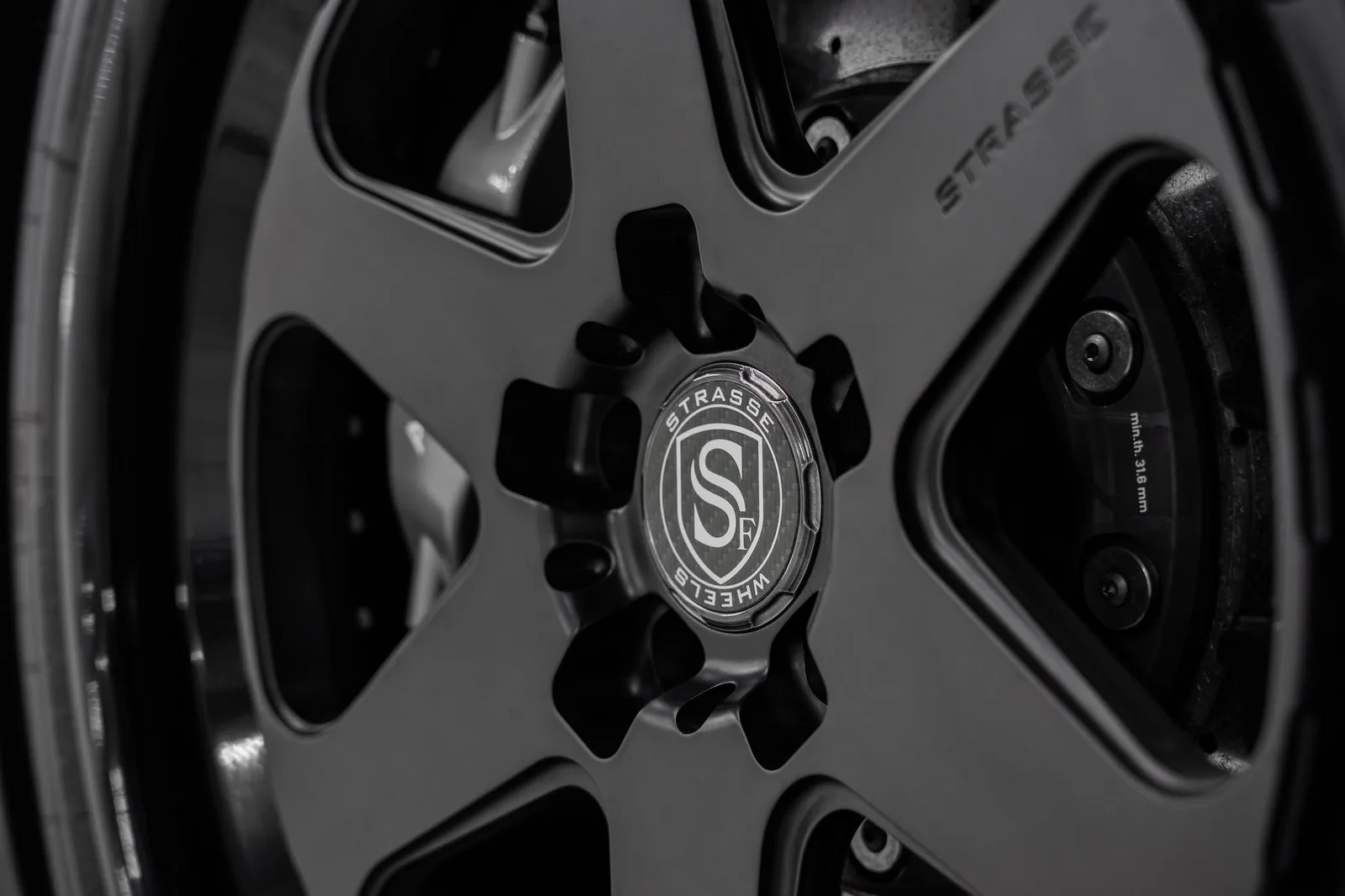 Strasse S6 Track Series on Audi R8 Type 4S.1, photo 8