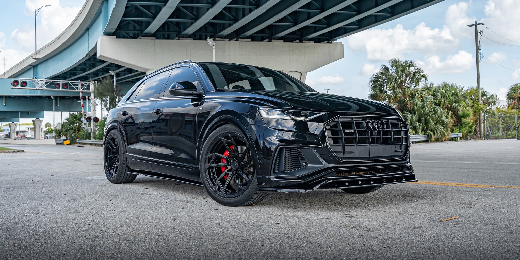Strasse SB1 Deep Concave Duoblock on Audi Q8 4M.1