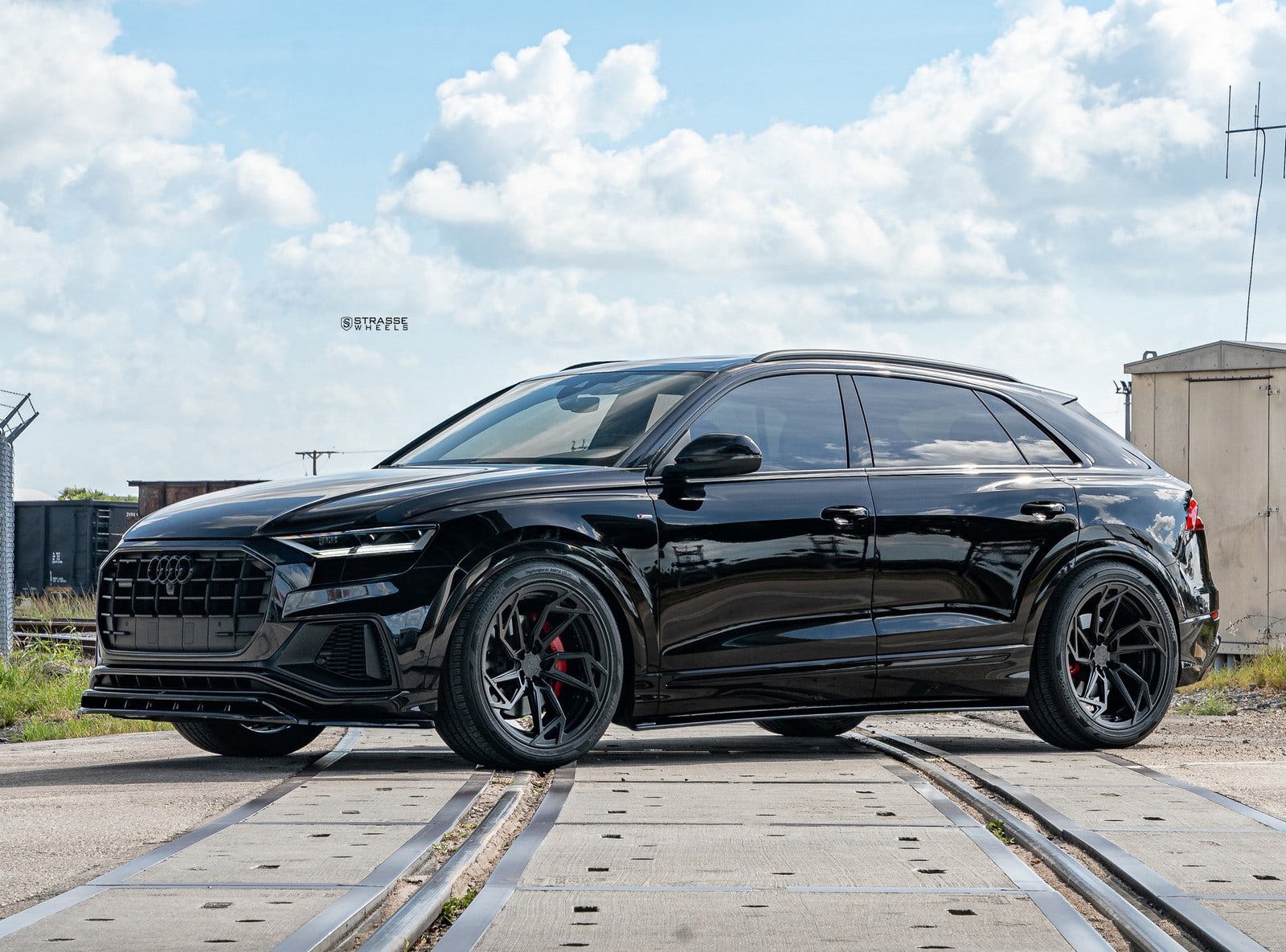 Strasse SB1 Deep Concave Duoblock on Audi Q8 4M.1, photo 9