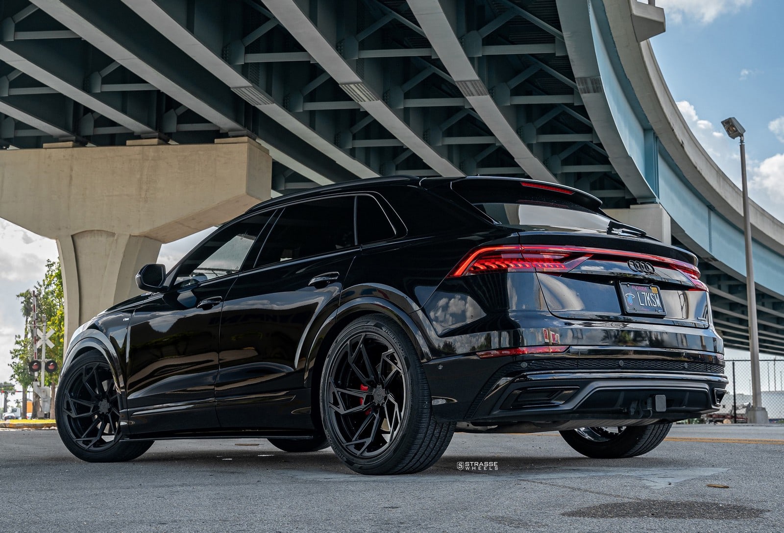 Strasse SB1 Deep Concave Duoblock on Audi Q8 4M.1, photo 11