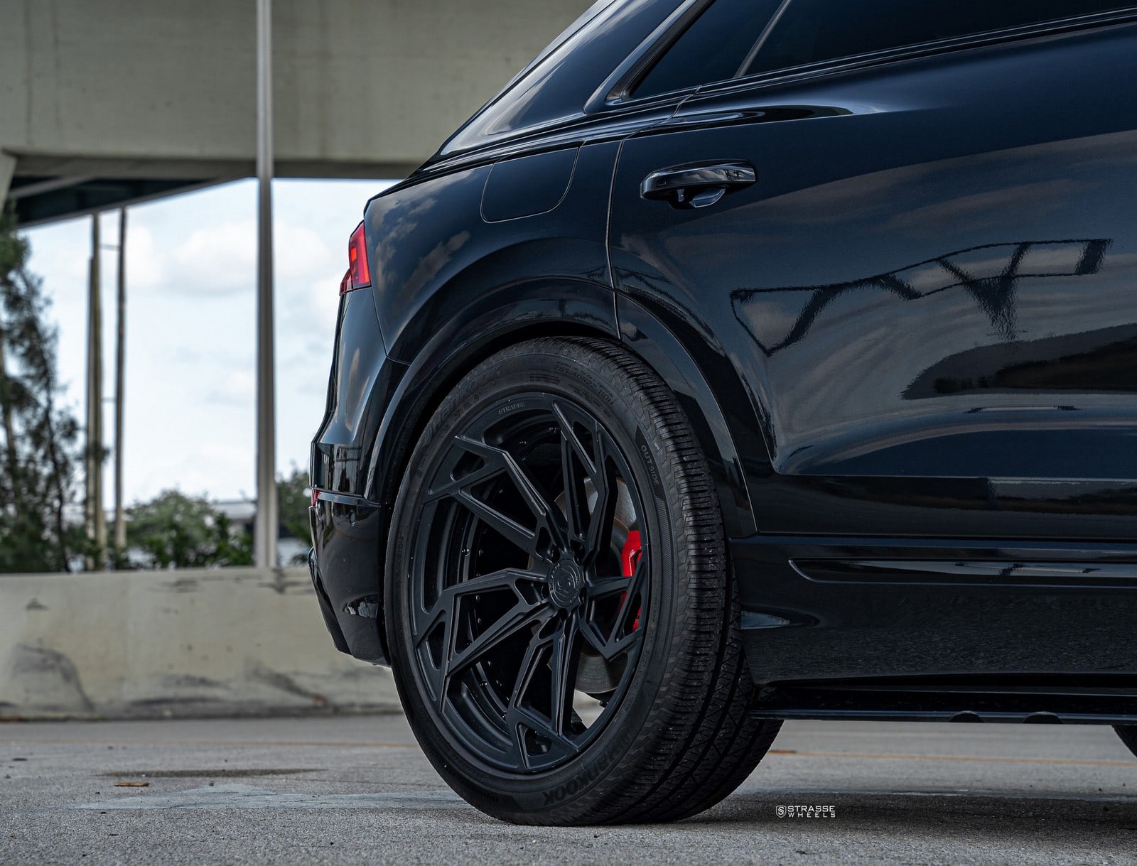 Strasse SB1 Deep Concave Duoblock on Audi Q8 4M.1, photo 12