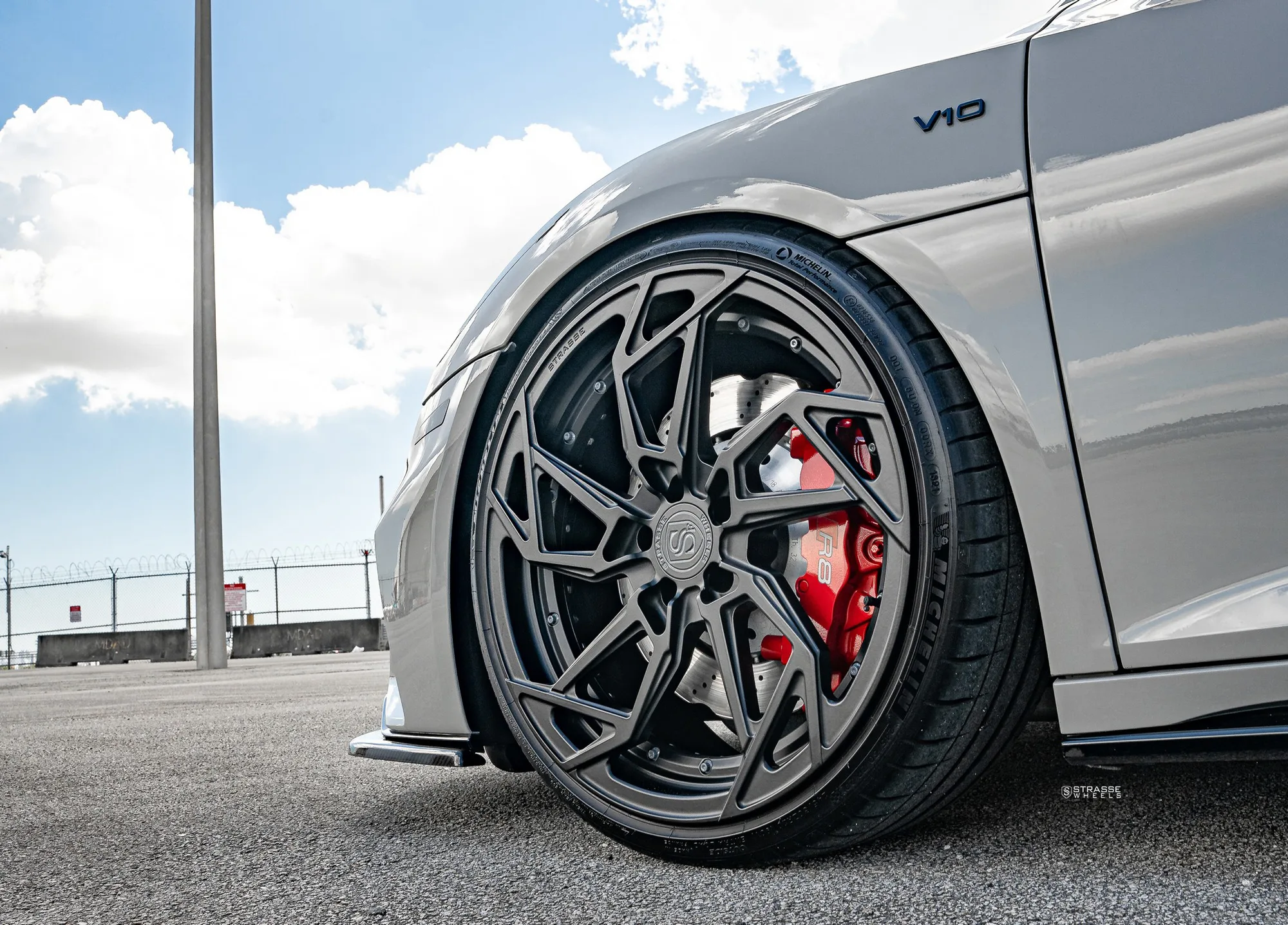 Strasse SB1 Deep Concave Duoblocks on Audi R8 Type 4S.2, photo 2