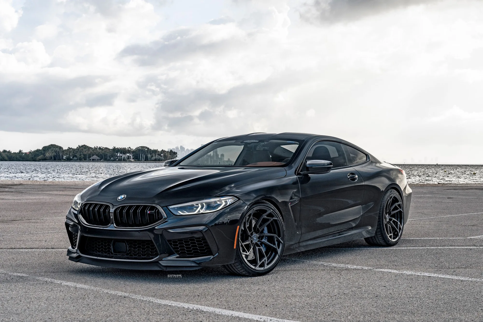 Strasse SB1 Deep Concave Duoblocks on BMW M8 F92.1, photo 3