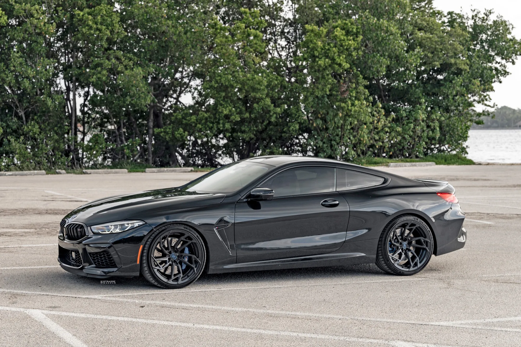 Strasse SB1 Deep Concave Duoblocks on BMW M8 F92.1, photo 5