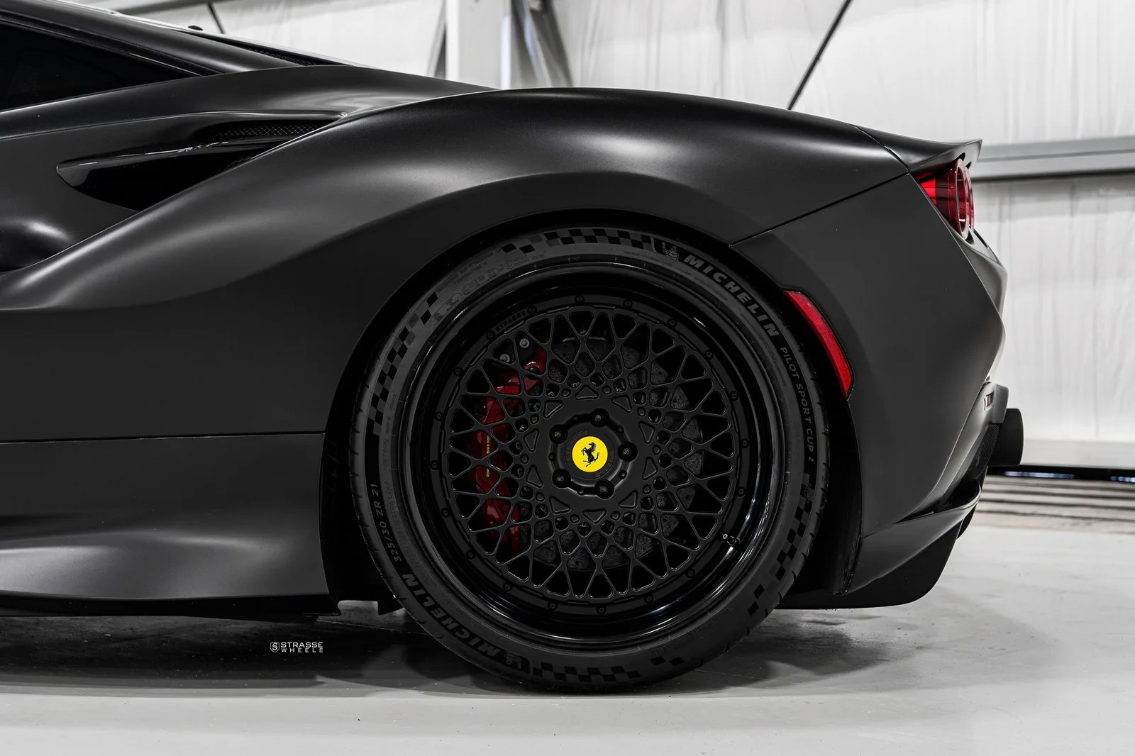 Strasse SC20 Track Series on Ferrari F8 F142MFL, photo 11