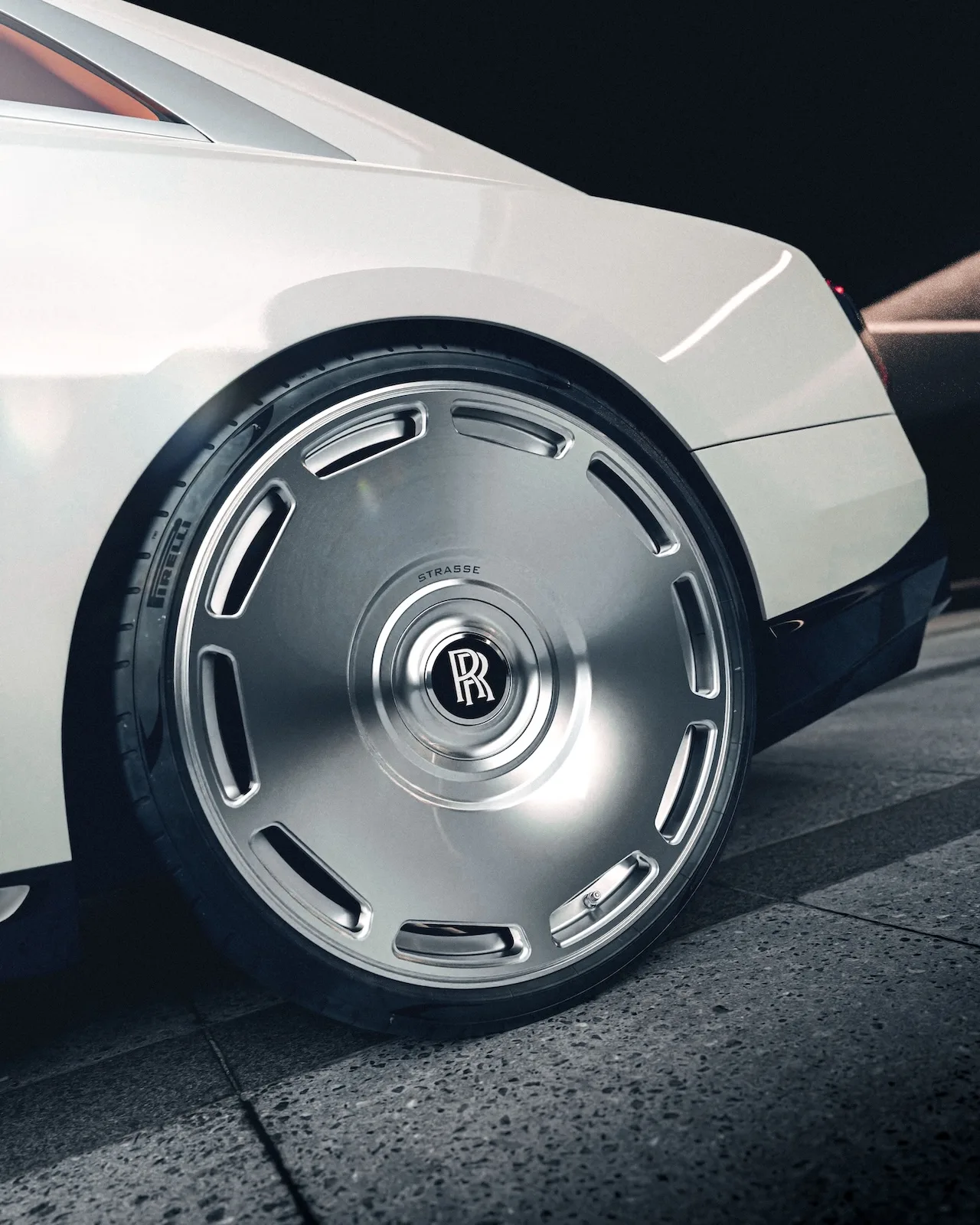 Strasse SL10 Deep Concave Monoblock RR on Rolls-Royce Spectre, photo 8