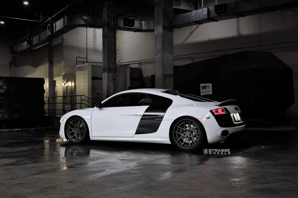 Strasse SM5 Deep Concave SC on Audi R8 Type 42.1, photo 5