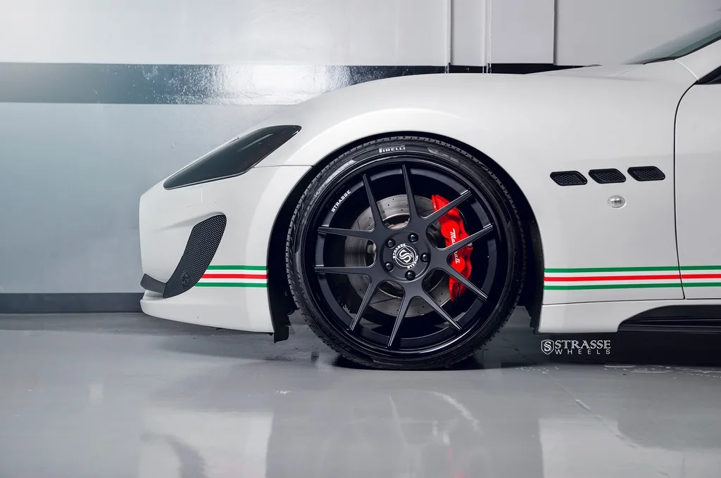 Strasse SM5 Deep Concave on Maserati GranTurismo (2007).1, photo 3