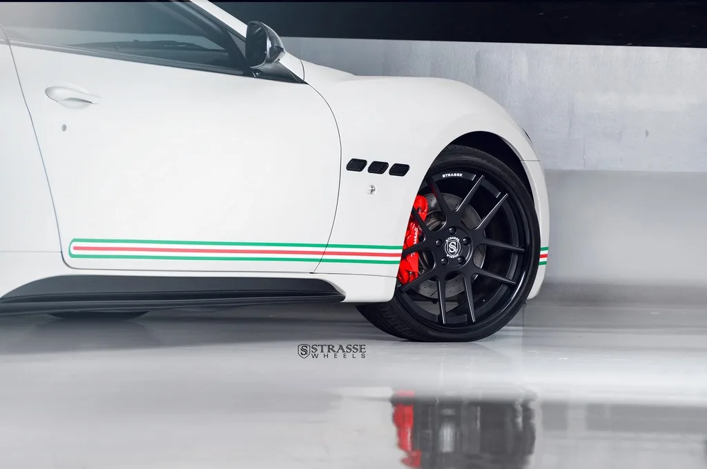 Strasse SM5 Deep Concave on Maserati GranTurismo (2007).1, photo 6