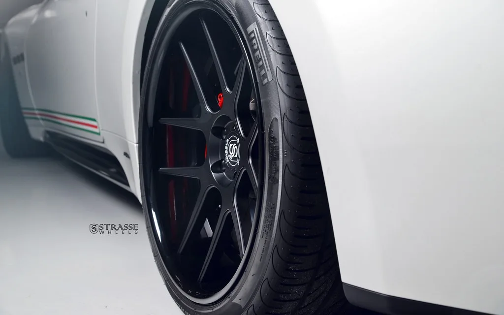 Strasse SM5 Deep Concave on Maserati GranTurismo (2007).1, photo 12