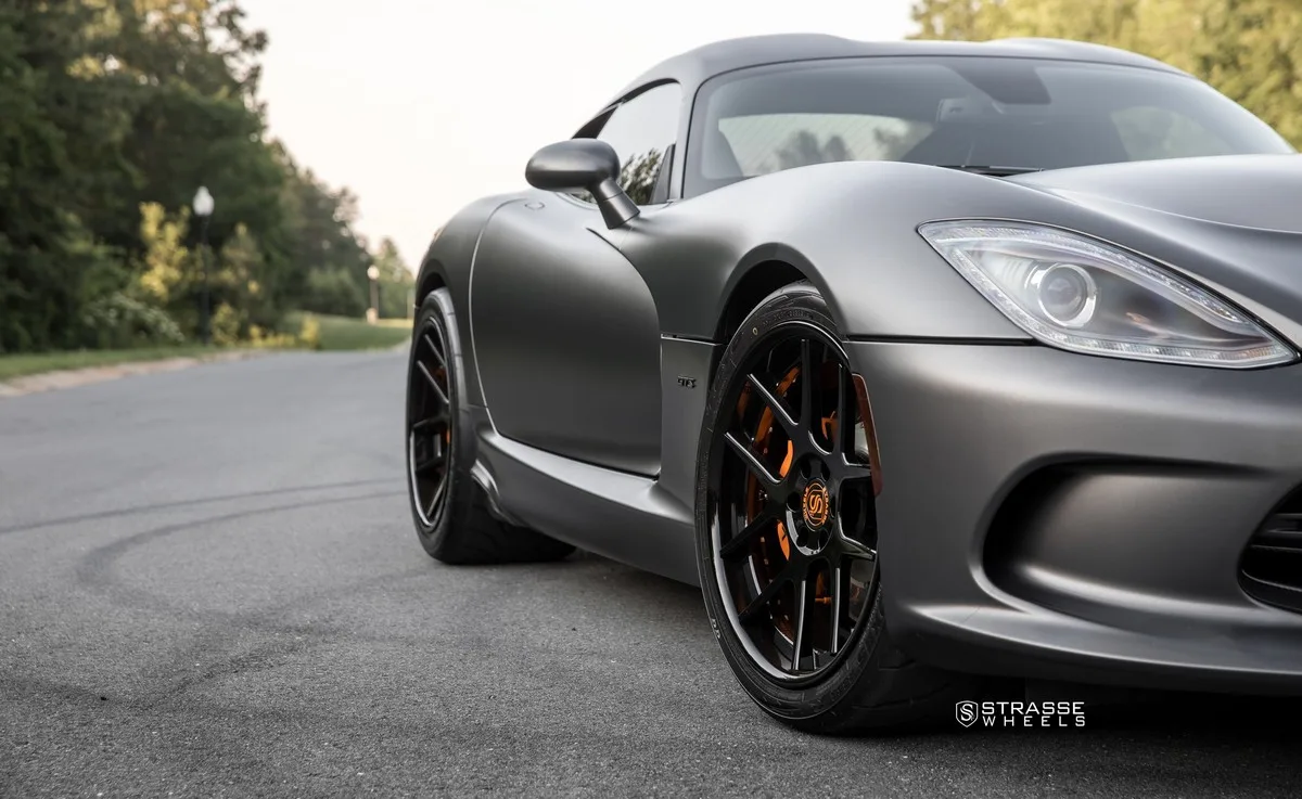 Strasse SM5 Deep Concave on Dodge Viper VX I (5th gen), photo 9