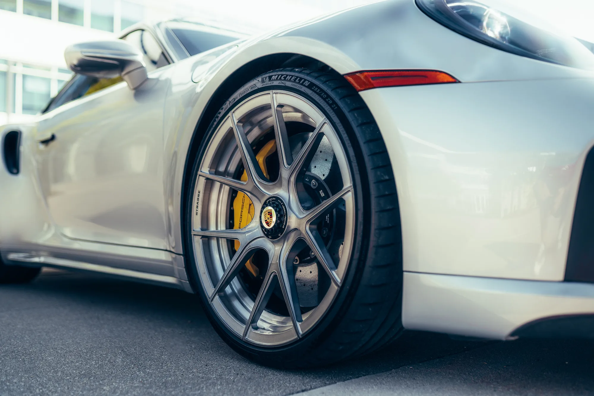 Strasse SM5R Deep Concave Duoblock on Porsche 911 992.1, photo 2
