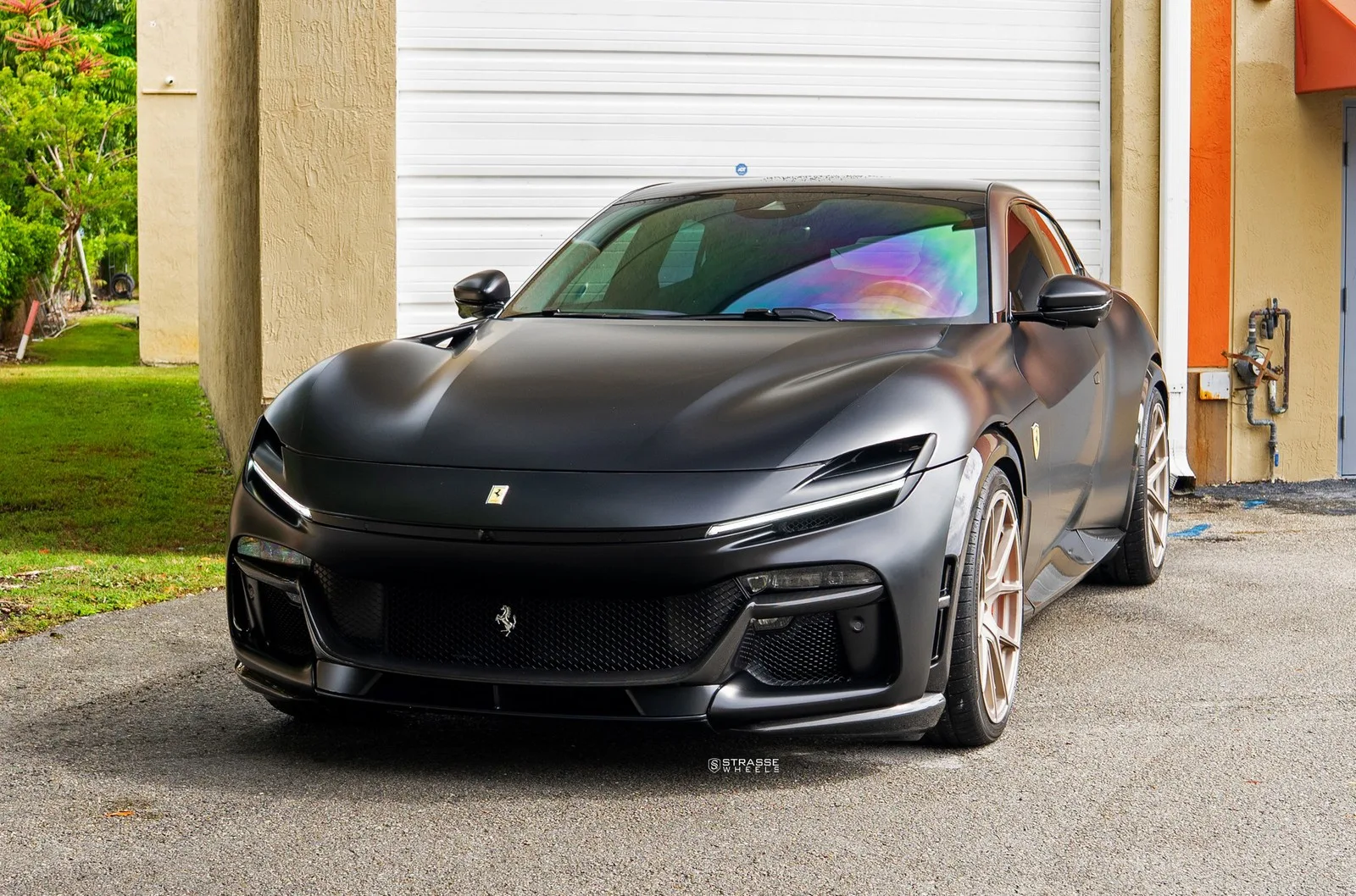 Strasse SM5R Deep Concave Duoblock on Ferrari Purosangue, photo 6