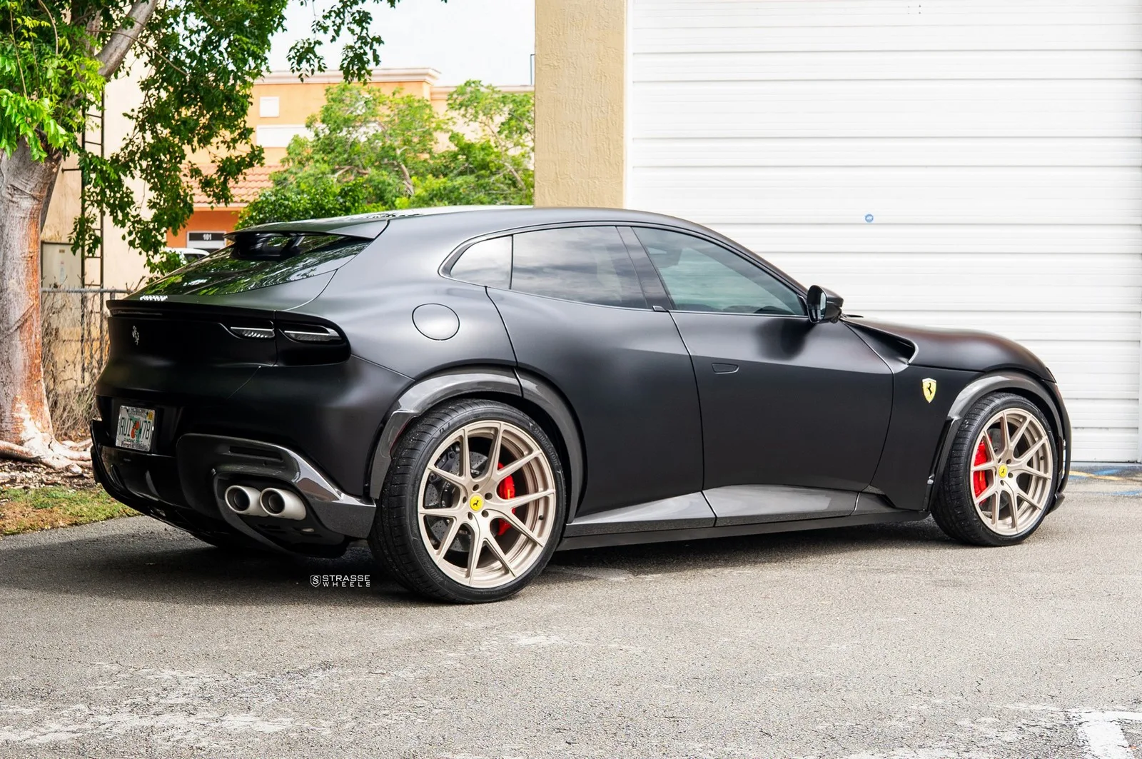 Strasse SM5R Deep Concave Duoblock on Ferrari Purosangue, photo 12