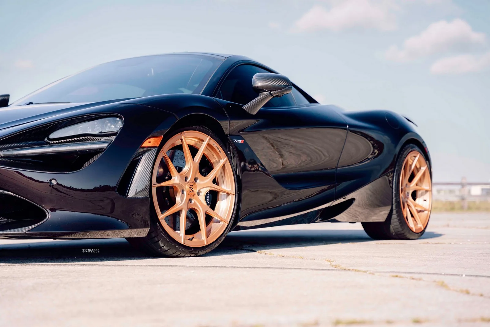 Strasse SM5R Deep Concave Duoblocks on McLaren 720S, photo 3