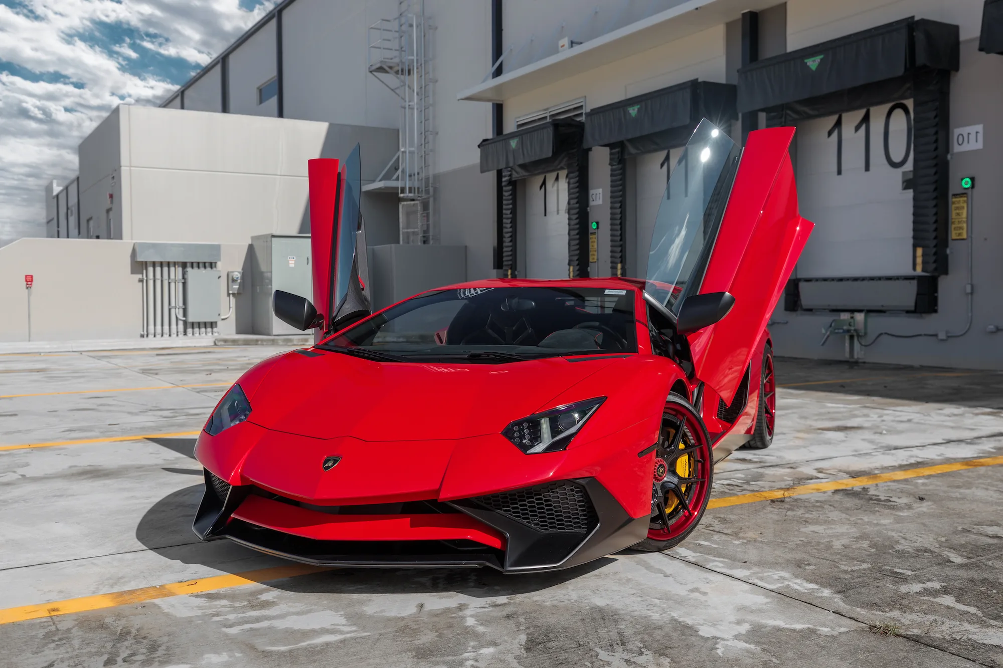 Strasse SM5R Deep Concave FS on Lamborghini Aventador SV LP 750-4 (2015-2017)