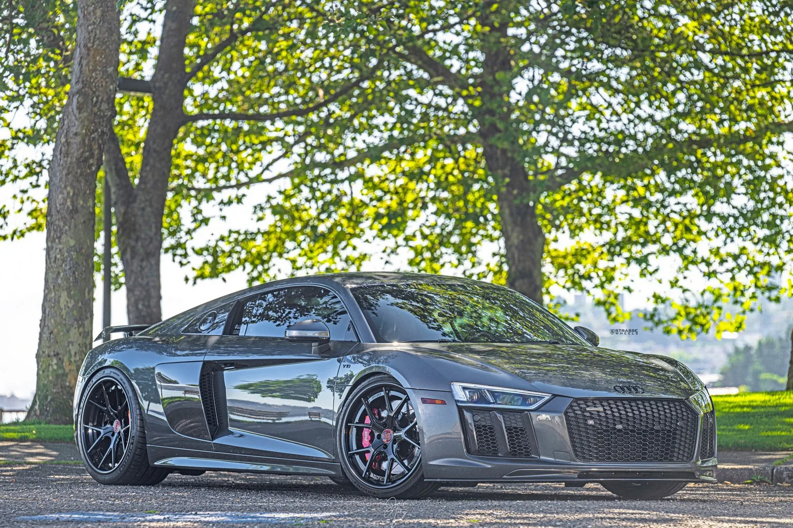 Strasse SM5R Deep Concave FS on Audi R8 Type 4S.1, photo 2