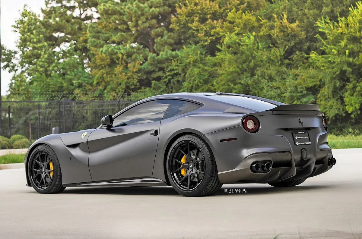 Strasse SM5R Deep Concave FS on Ferrari F12 F152