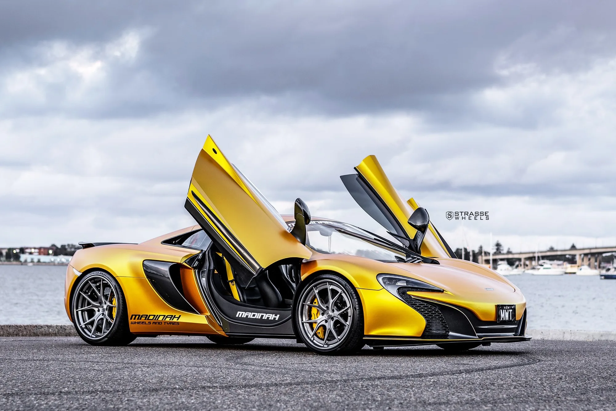 Strasse SM5R Deep Concave FS on McLaren 650S