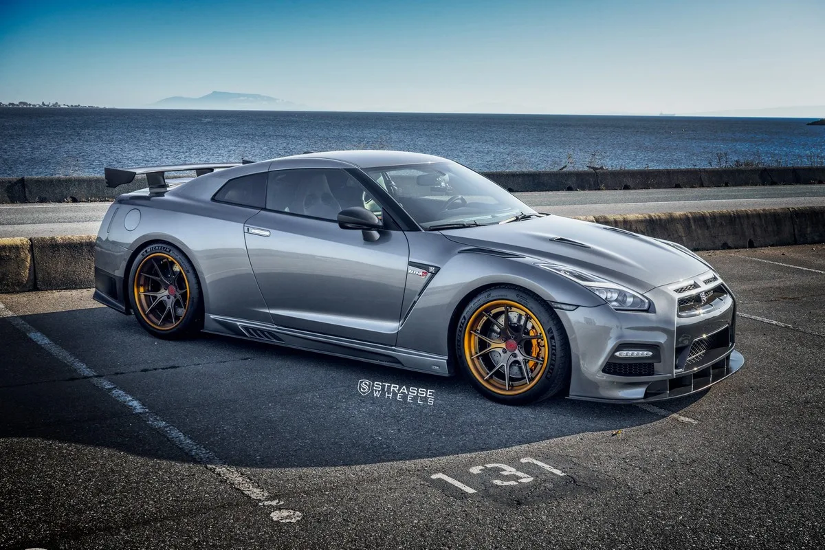 Strasse SM5R Deep Concave FS on Nissan GT-R R35.1, photo 2