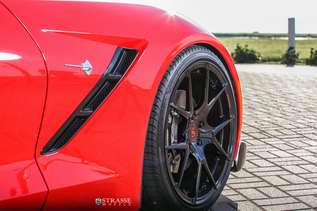 Strasse SM5R Deep Concave Monoblock on Chevrolet Corvette C7, photo 2