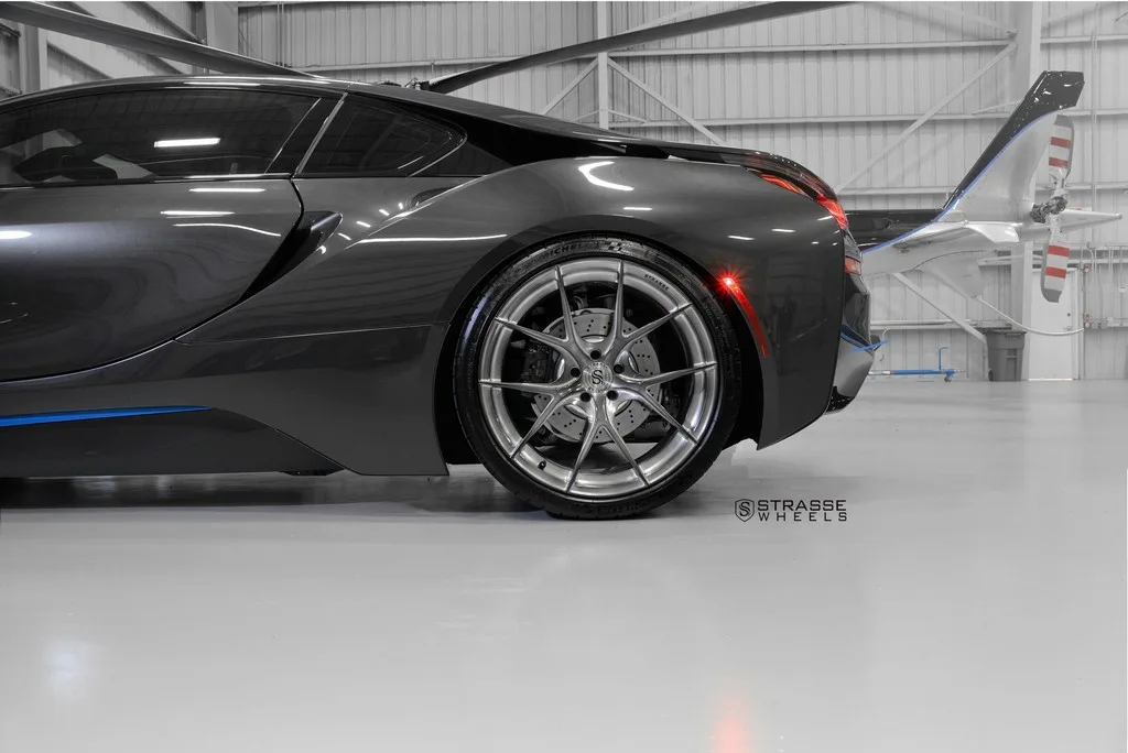 Strasse SM5R Deep Concave Monoblock on BMW i8 I12.1, photo 7
