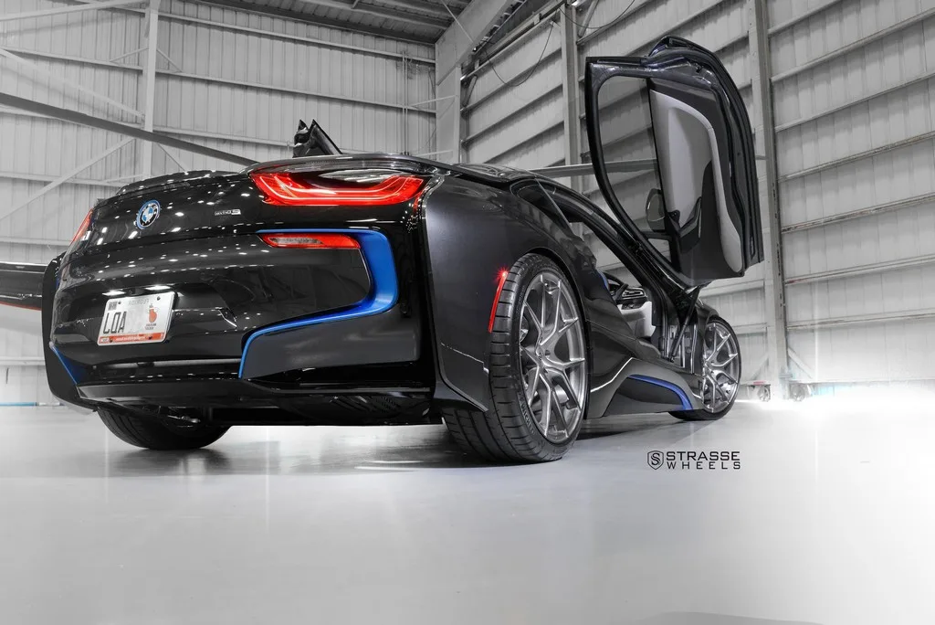 Strasse SM5R Deep Concave Monoblock on BMW i8 I12.1, photo 10