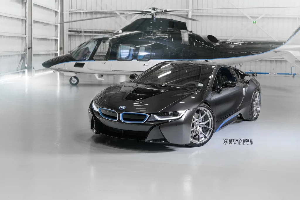 Strasse SM5R Deep Concave Monoblock on BMW i8 I12.1