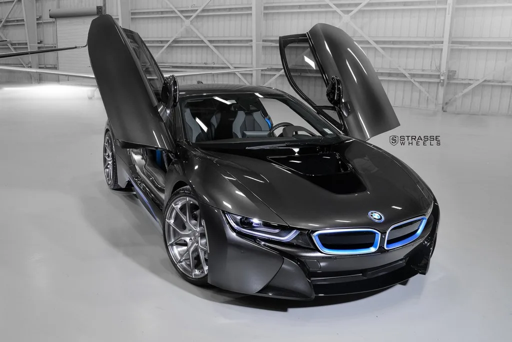 Strasse SM5R Deep Concave Monoblock on BMW i8 I12.1, photo 3