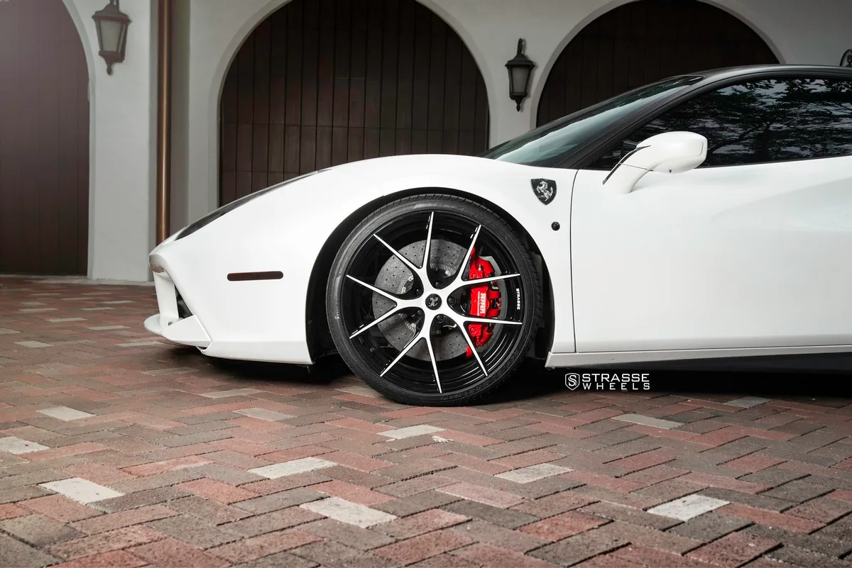 Strasse SM5R Deep Concave Monoblock on Ferrari 488, photo 4