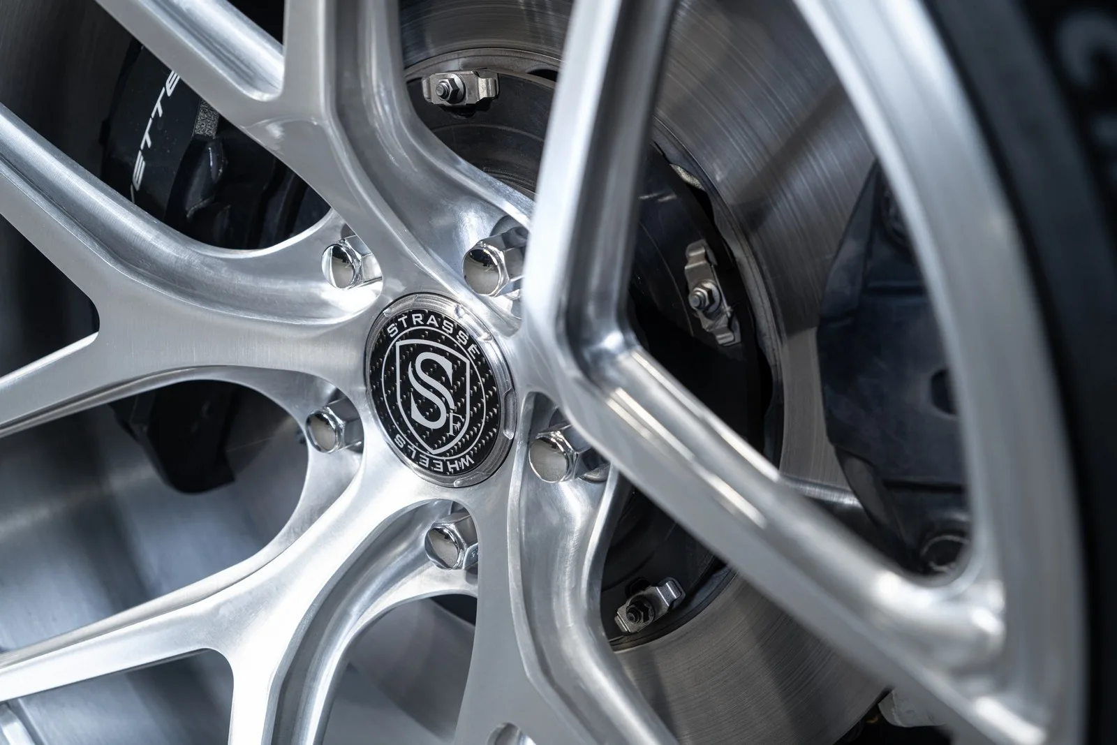 Strasse SM5R SL Deep Concave Monoblock on Chevrolet Corvette C8, photo 12