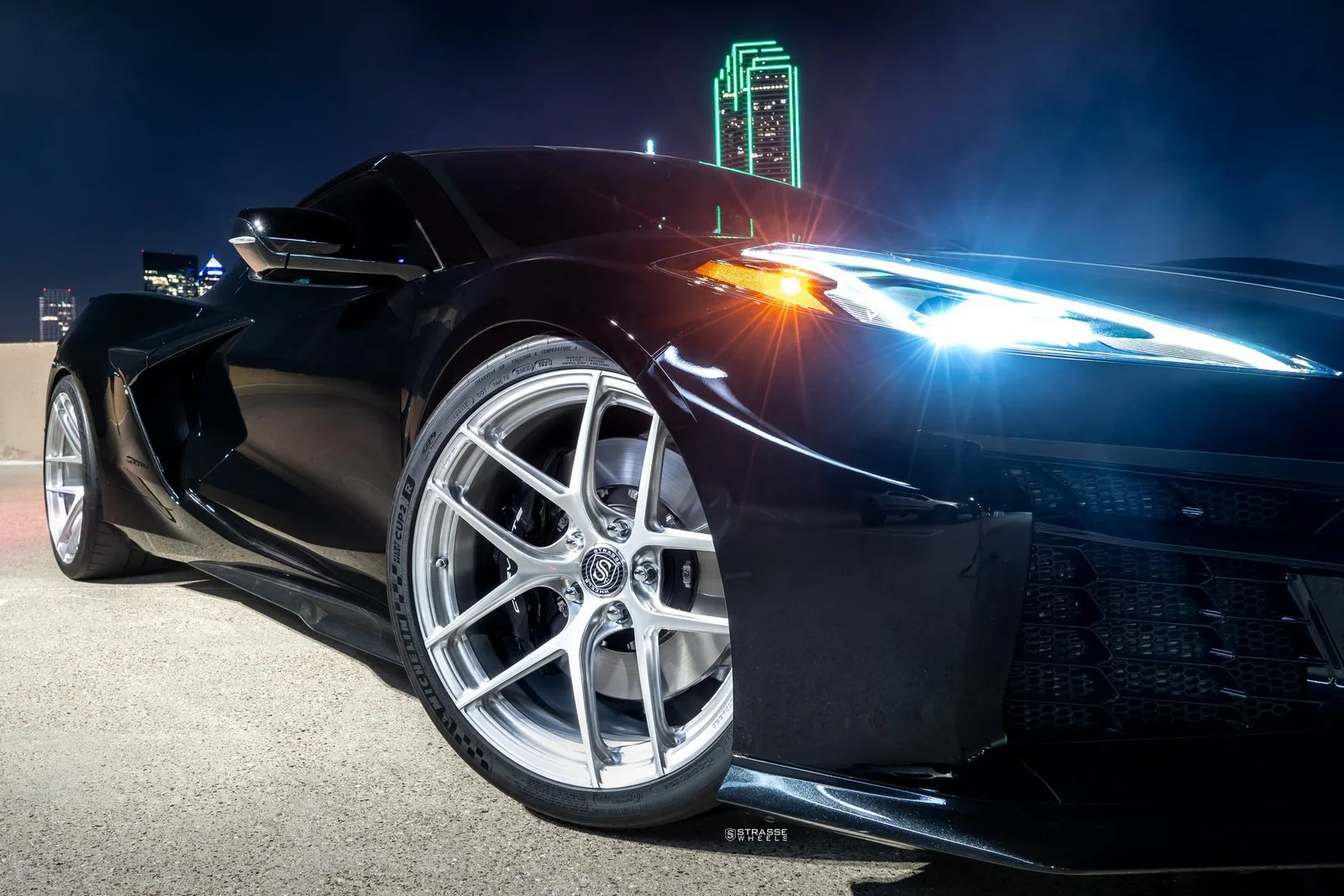 Strasse SM5R SL Deep Concave Monoblock on Chevrolet Corvette C8, photo 9