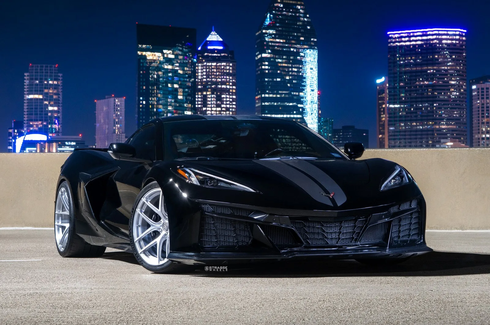 Strasse SM5R SL Deep Concave Monoblock on Chevrolet Corvette C8, photo 6