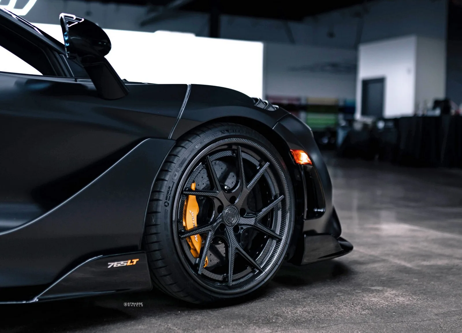 Strasse SM5RT Deep Concave FS on McLaren 765LT, photo 12