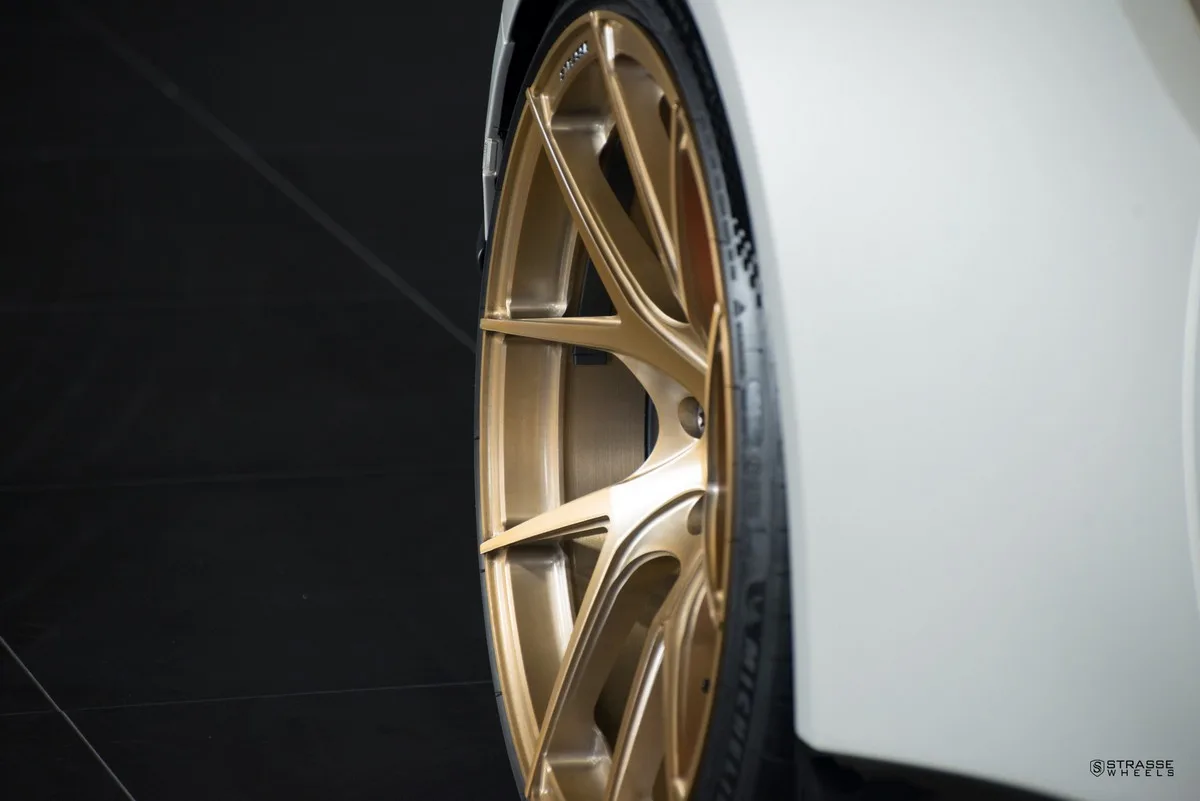 Strasse SM5RT Deep Concave Monobloack on Lamborghini Huracan (2014), photo 11
