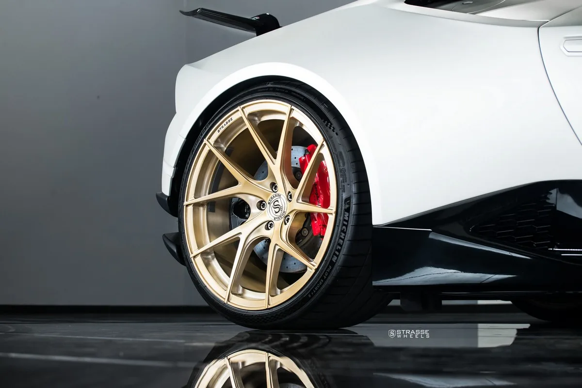 Strasse SM5RT Deep Concave Monobloack on Lamborghini Huracan (2014), photo 10