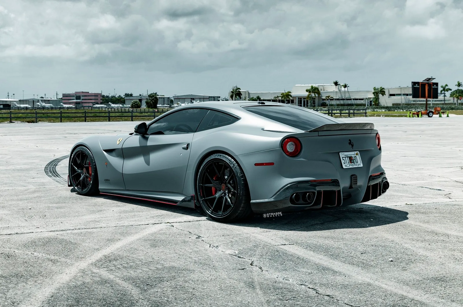 Strasse SM5RT Deep Concave Monoblocks on Ferrari F12 F152, photo 5