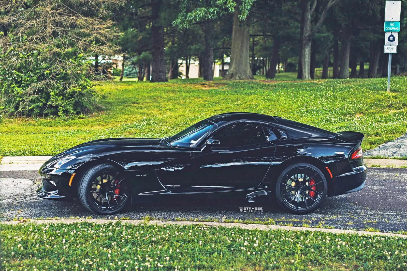 Strasse SM6R Deep Concave Monoblocks on Dodge Viper VX I (5th gen), photo 6