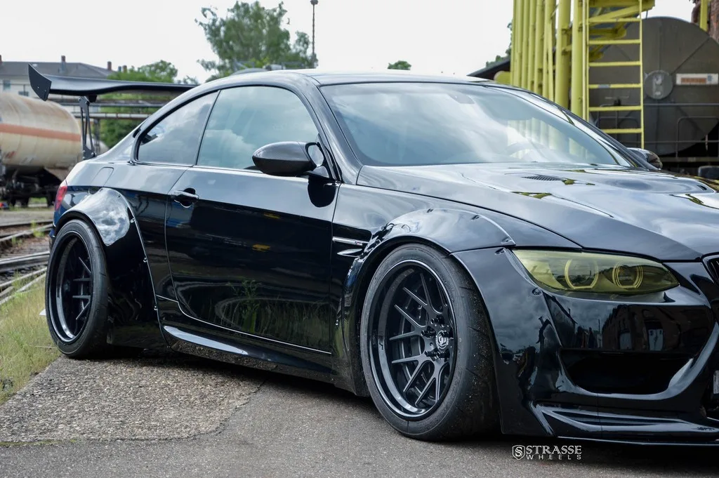 Strasse SM7 Deep Concave FS on BMW M3 E92.1, photo 2