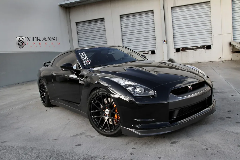 Strasse SM7 Deep Concave Monoblock on Nissan GT-R R35.1, photo 3
