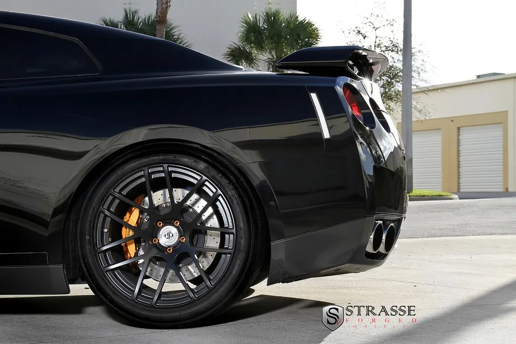 Strasse SM7 Deep Concave Monoblock on Nissan GT-R R35.1, photo 8