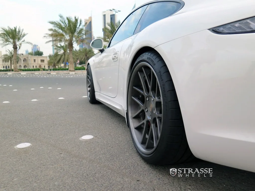 Strasse SM7 Deep Concave on Porsche 911 991.1, photo 7