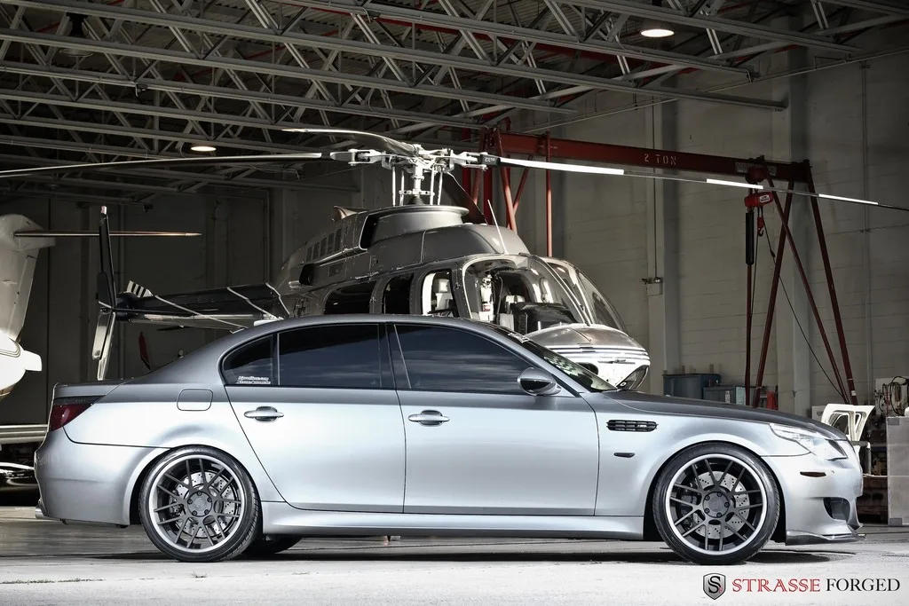 Strasse SM7 Deep Concave on BMW M5 E60.2, photo 7