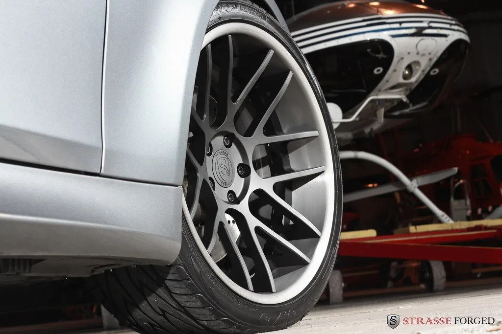 Strasse SM7 Deep Concave on BMW M5 E60.2, photo 2