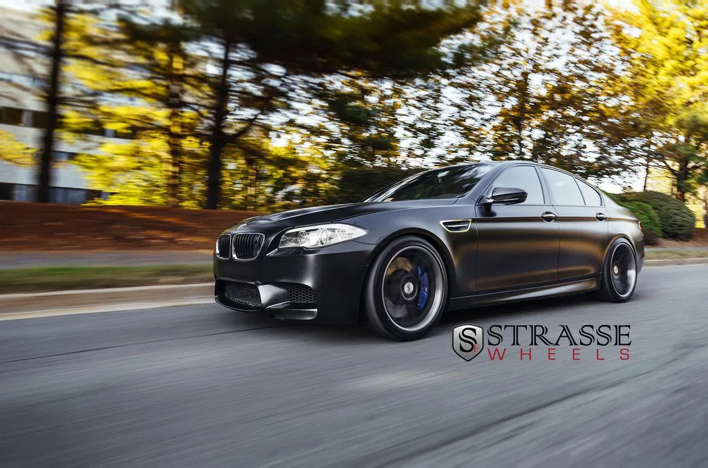 Strasse SM7 Deep Concave on BMW M5 F10.1, photo 2