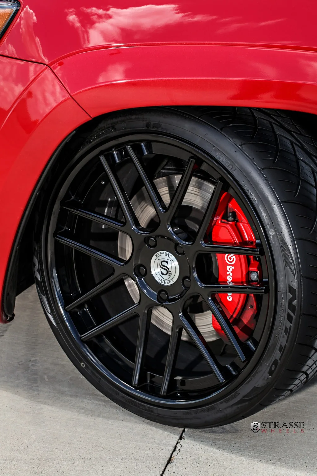Strasse SM7 Deep Concave on Jeep Grand Cherokee WK2 (2011-2021), photo 11